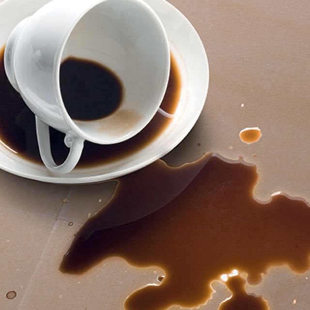 색깔 얼룩(잉크, 커피, 펠트펜…)