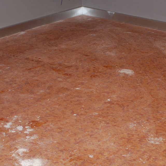 콘크리트 및 그라우팅 잔류물