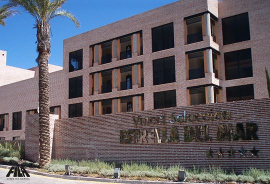 호텔 빈치 셀렉시온 (Hotel Vincci Selección)